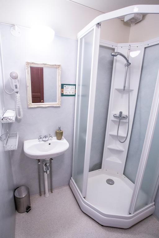 Lambalaekur Guesthouse Borgarnes Szoba fotó